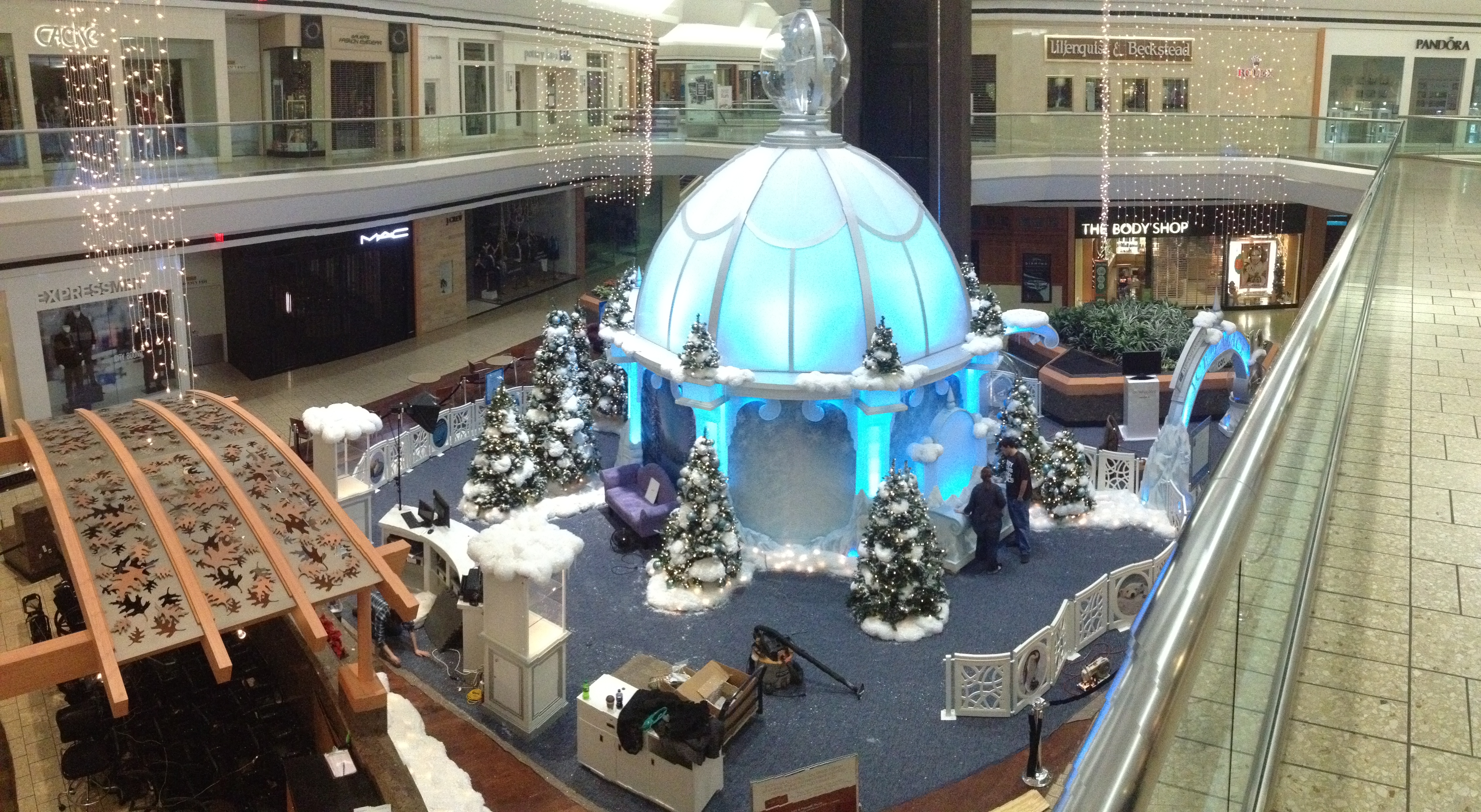 Fair Oaks Mall And the Ice Palace – Aardvark Concepts Inc.